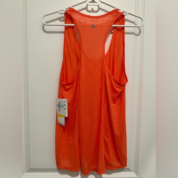 Zella Swing Tank - Picture 2 of 4